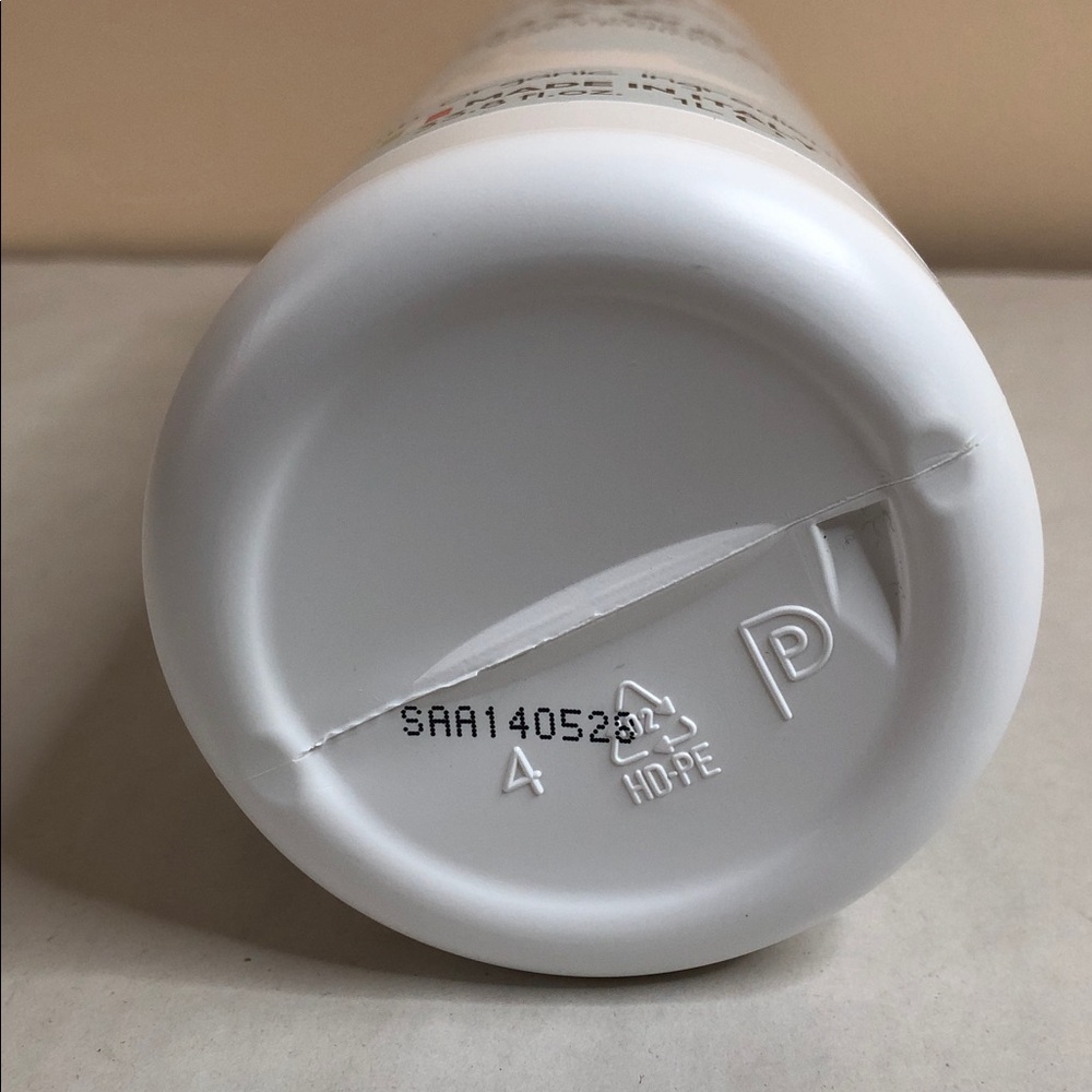 SELA SIPRES Delfanti Milano Goat's Milk Body Wash - Picture 8 of 9
